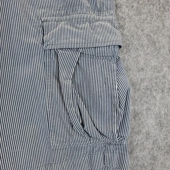 Banana Republic Cargo Shorts Mens 34 Pinstripe Pockets Summer Casual Lightweight - Picture 3 of 14